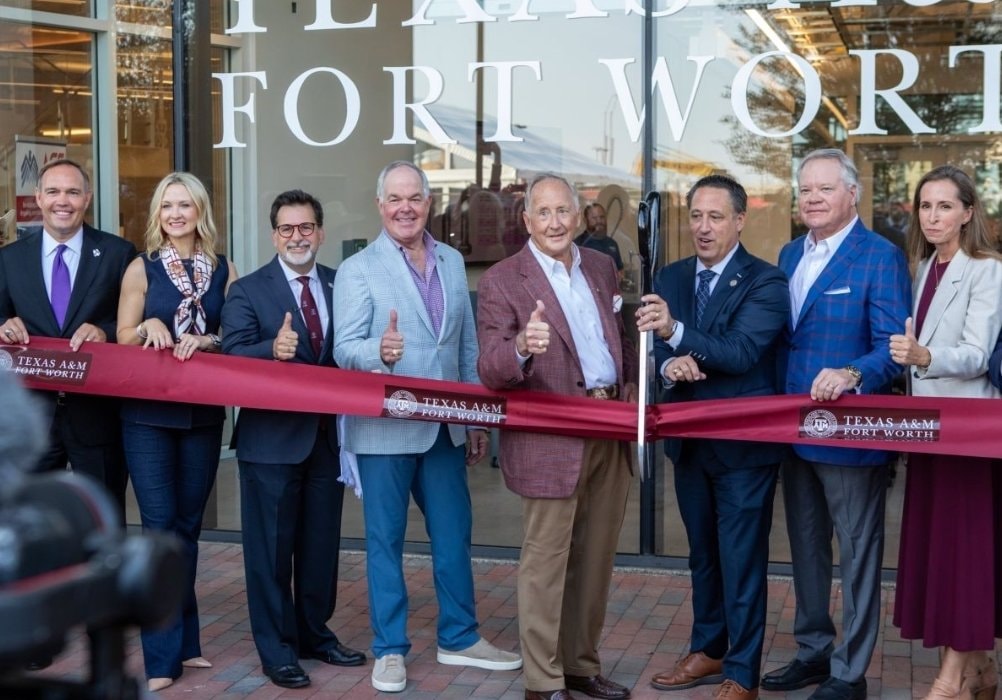 Ribbon Cutting for Texas A&M University Fort Worth Law and Education